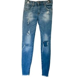 BP Distressed Jeans